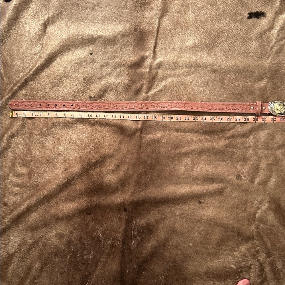 Nocona girl’s leather belt with buckle - Picture 6 of 7